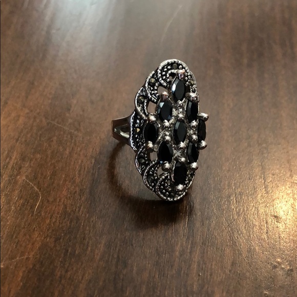 Decorative ring - Picture 3 of 4